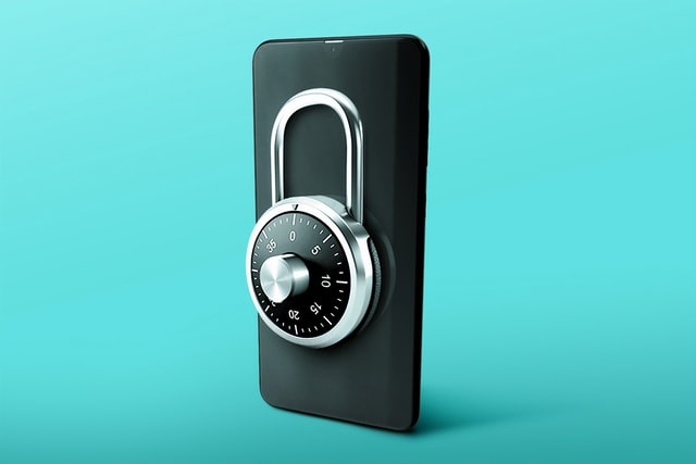 Padlock over a Smartphone